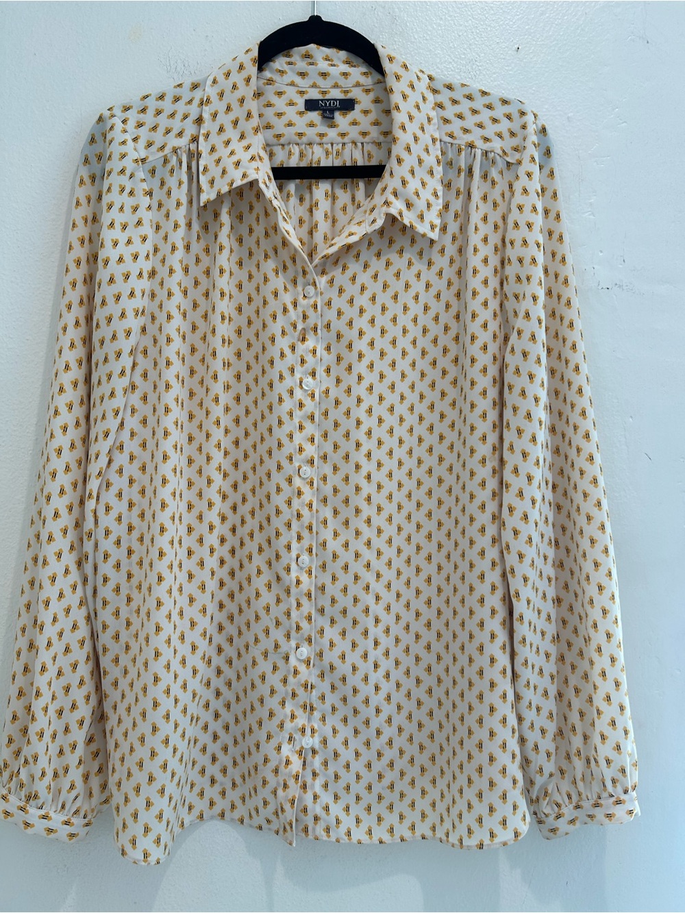 Women NYDJ Cream Button-Down Shirt with Gold Motif